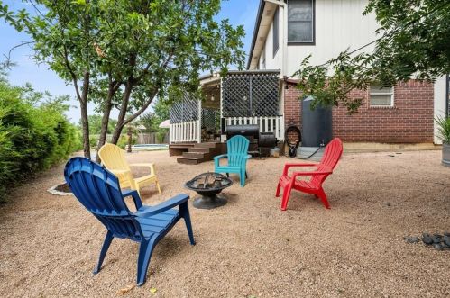 4428 Campo Verde Dr, Austin TX  78749-3639 exterior