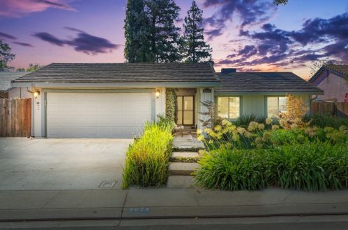 2624 Coral Oak Dr, Modesto, CA 95355-9546