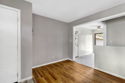 2329 Cedar Ave, Saint Paul MN  55110-4430 exterior