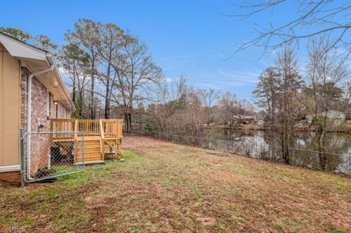 2950 Landmark Dr, Conyers GA  30094-2643 exterior