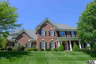 4161 1st Street Pl, Hickory, NC 28601-8075