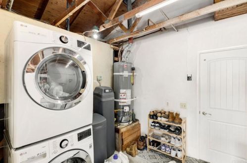 1730 Calle Jules, Vista CA  92084-3242 exterior