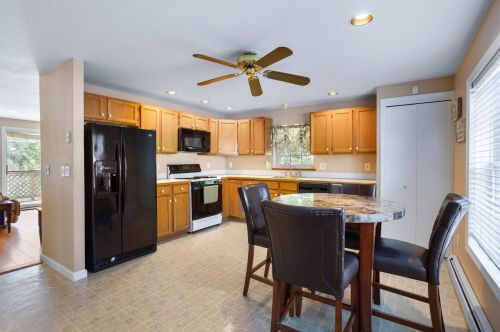 38 Eastfield Loop, Sandown, NH 03873-2241