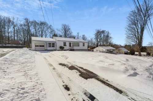 208 Albrecht Rd, Torrington, CT 06790-3503