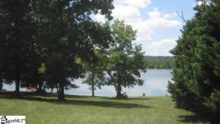 104 Yacht Dr, Laurens, SC 29360-6664