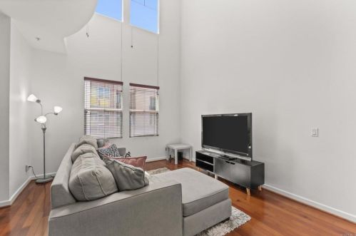 252 Jeanette Ln, Santa Ana CA  92705-6016 exterior