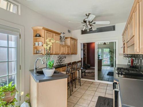 2851 Fairway Dr, Cedar Hill TX 75104-8288 exterior