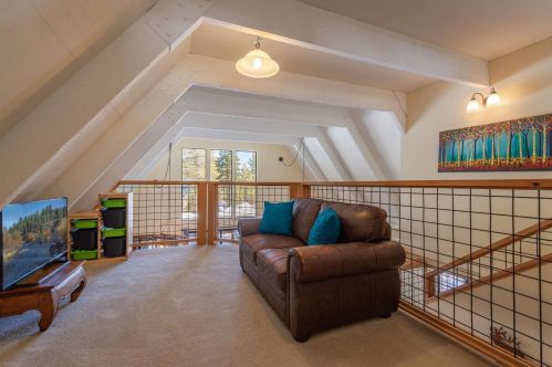 11436 Rhineland Ave, Truckee CA  96161-7067 exterior