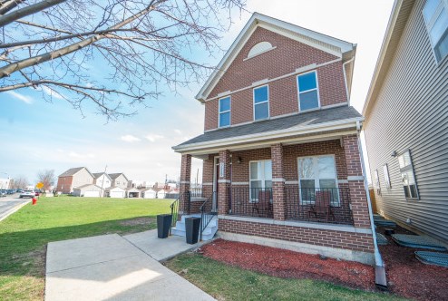 5329 Galewood Ave, Chicago, IL 60639-2954