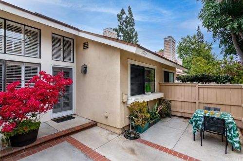 7714 Rambling Brook Way, Stanton, CA 90680-4051