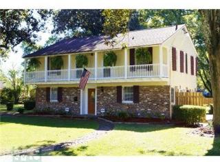 1721 Henry St, Savannah, GA 31404-2314