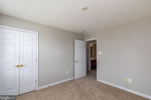 579 Windsong Dr, Aberdeen MD  21001-1809 exterior