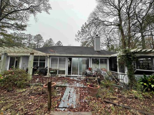 121 King John Dr, Woodbine, GA 31569-3627