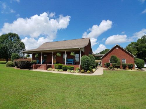 320 Republican Grove Rd, Trezevant, TN 38258-5012