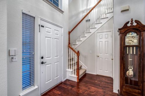 7617 Parkwood Plaza Dr, Fort Worth TX  76137-4385 exterior