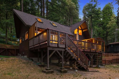 68 Sunrise Mountain Rd, Cazadero, CA 95421-9682