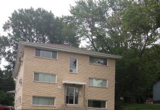 4643 University Ave, Minneapolis MN  55421-2104 exterior