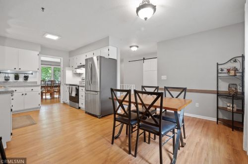 875 Colleen Ave, Saint Paul MN  55126-6401 exterior