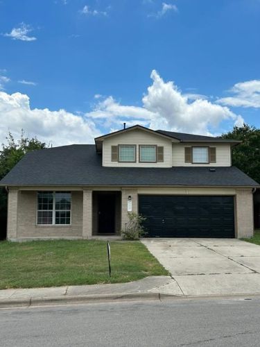 230 San Felipe Dr, Uhland TX  78640-4332 exterior