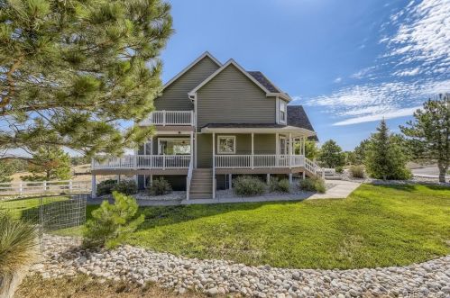 1082 Amanda Pines Dr, Parker CO  80138-4903 exterior