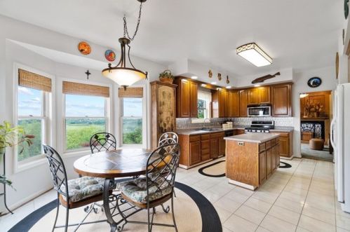 541 Old Fayette Trl, Noblestown, PA 15071-9741