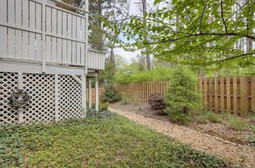 2611 Brookline Cir, Atlanta GA  30319-3686 exterior