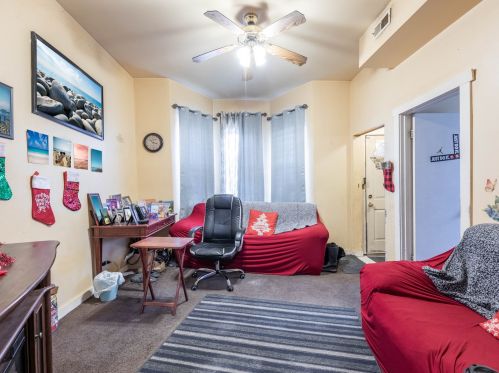 6354 Bell Ave, Chicago, IL 60636-2542