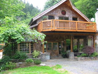 14500 Old Condor Bridge Rd, Cloverdale, OR 97112-9740