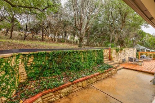 6615 Candle Ridge Cv, Austin TX  78731-2850 exterior