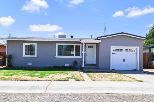 922 Harris St, Arboga, CA 95901-3909