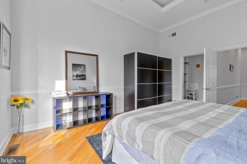 1019 19 St, Philadelphia PA  19146-2938 exterior