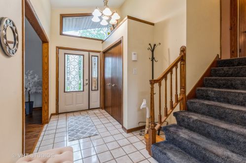 1423 Andrea Dr, Mokena, IL 60451-2336