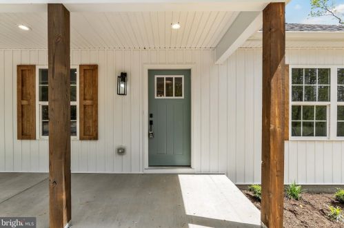 5448 Hickory Ridge Rd, Spotsylvania, VA 22551-2400