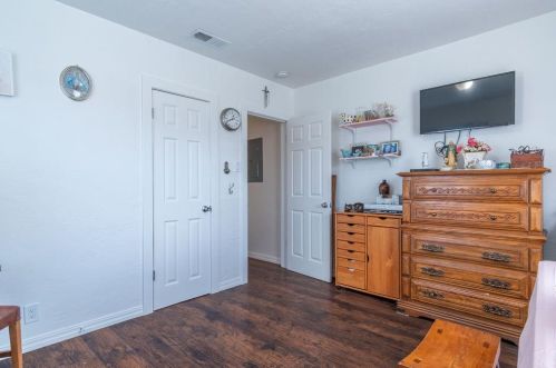 1645 Canal Farm Ln, Los Banos CA 93635-4405 exterior