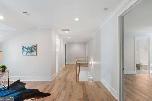 2731 Arden Rd, Atlanta GA  30305-1913 exterior