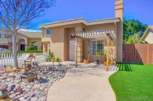 14118 Kelli Ln, El Cajon, CA 92021-2700