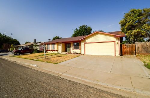 1441 Stallion Way, Turlock, CA 95380-6507
