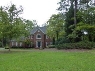 209 Parkwood Rd, Greenwood, SC 29646-8536
