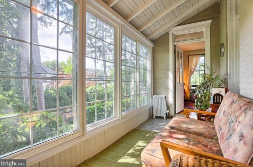 263 Walnut St, Carlisle PA  17013-3735 exterior