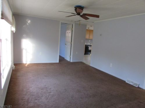 1 Valley View Trl, Wantage, NJ 07461-1244
