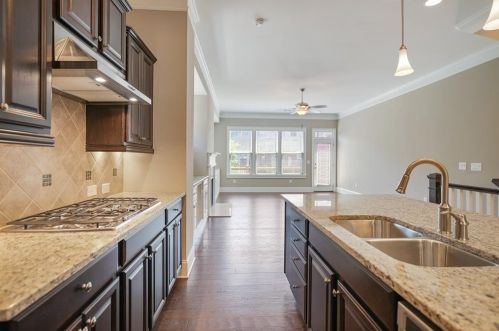 3621 Brookleigh Ln, Atlanta GA  30319-2206 exterior