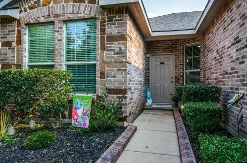 5817 Deck House Rd, Fort Worth, TX 76179-5262
