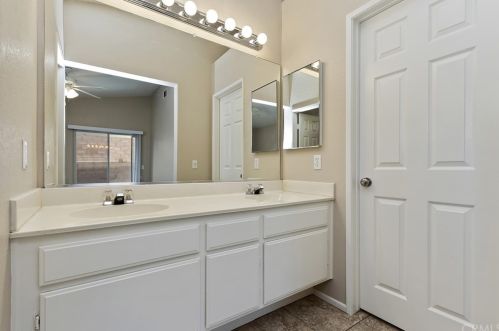 7350 Ayers Rock Rd, Riverside CA 92508-6044 exterior