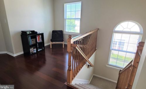 27 Scarlet Oak Dr, Princeton NJ  08540-4610 exterior