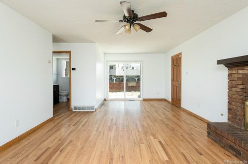 2418 Dawson Way, Aurora CO  80014-2412 exterior