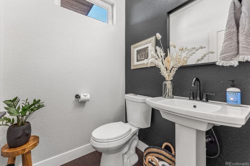 4307 Navajo St, Denver CO 80211-2534 exterior