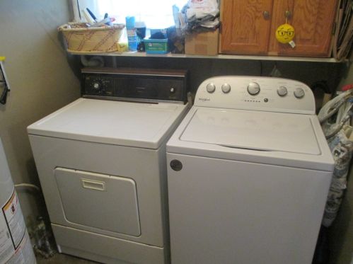 334 Shawnee Dr, Carol Stream IL  60188-1962 exterior