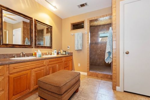 3687 Roslyn St, Riverside CA  92504-3536 exterior