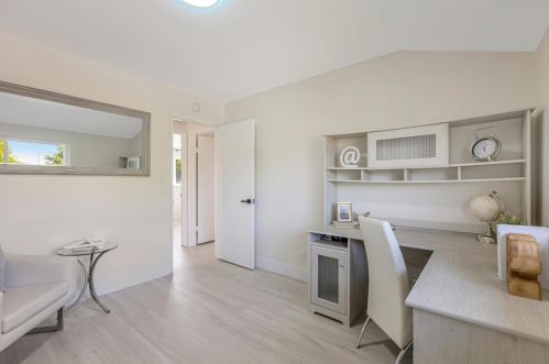 1741 Linnet Ln, Sunnyvale CA  94087-4832 exterior