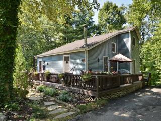 7 Willow Ln, Fletcher, NC 28732-8538